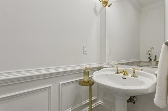 4223 Wieuca Overlook NE, Atlanta, GA 30342