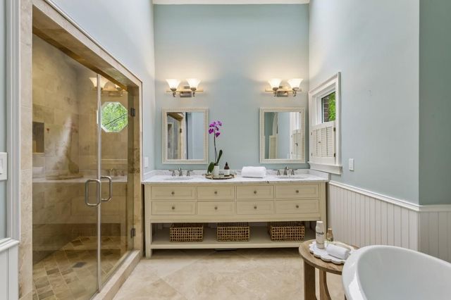 4223 Wieuca Overlook NE, Atlanta, GA 30342