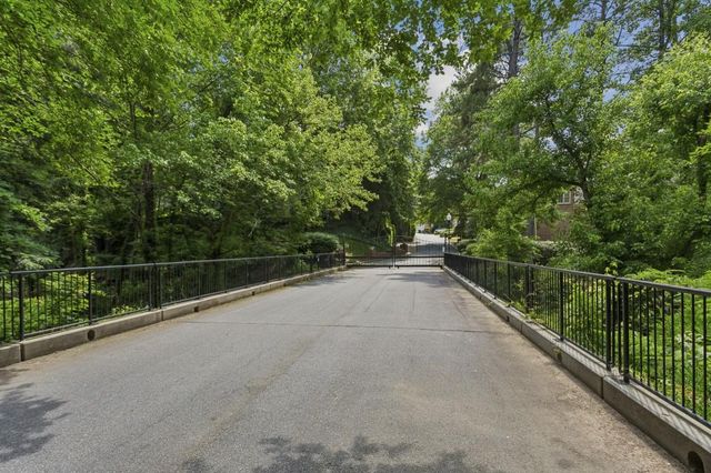 4223 Wieuca Overlook NE, Atlanta, GA 30342