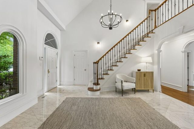 4223 Wieuca Overlook NE, Atlanta, GA 30342