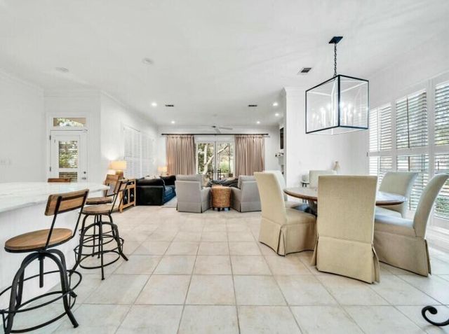 4637 Sunset Pointe, Destin, FL 32541