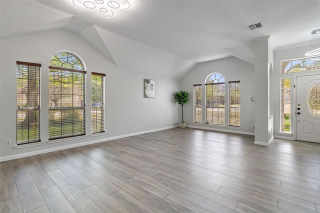 500 Settlers Valley DR, Pflugerville, TX 78660