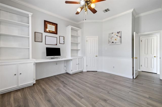 500 Settlers Valley DR, Pflugerville, TX 78660