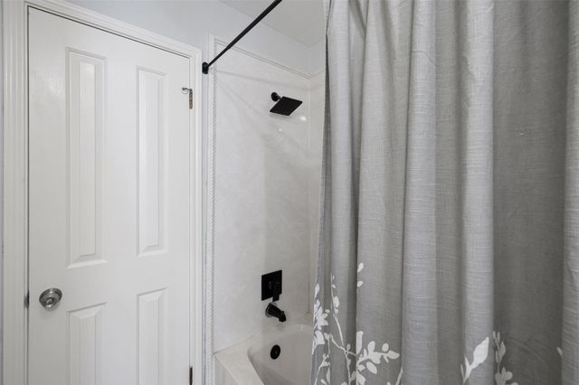 500 Settlers Valley DR, Pflugerville, TX 78660