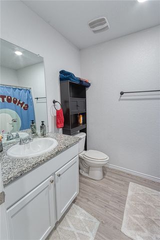 3225 El Dorado Dr, Robstown, TX 78380
