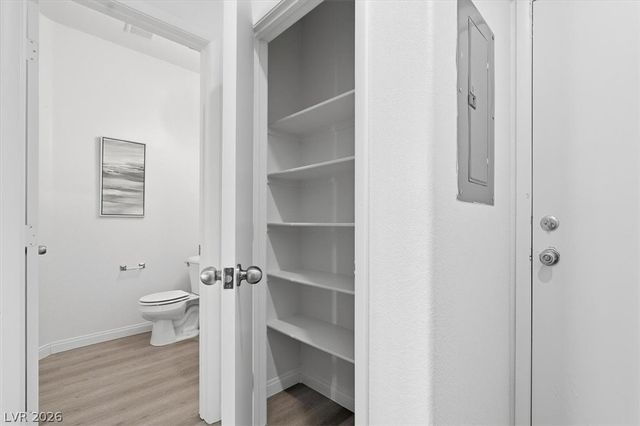 6576 Buster Brown Avenue 102, Las Vegas, NV 89122