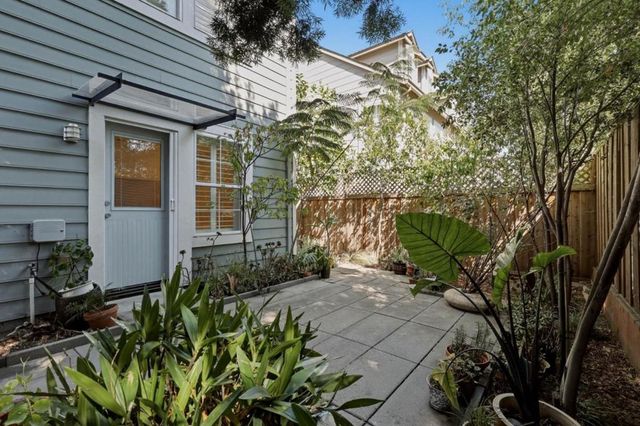 24 Creekside Lane, San Mateo, CA 94401