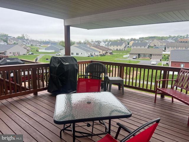 8851 HILLSIDE WAY, Waynesboro, PA 17268