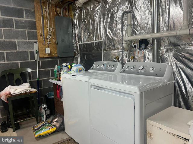 8851 HILLSIDE WAY, Waynesboro, PA 17268