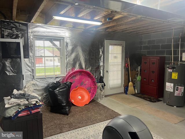8851 HILLSIDE WAY, Waynesboro, PA 17268