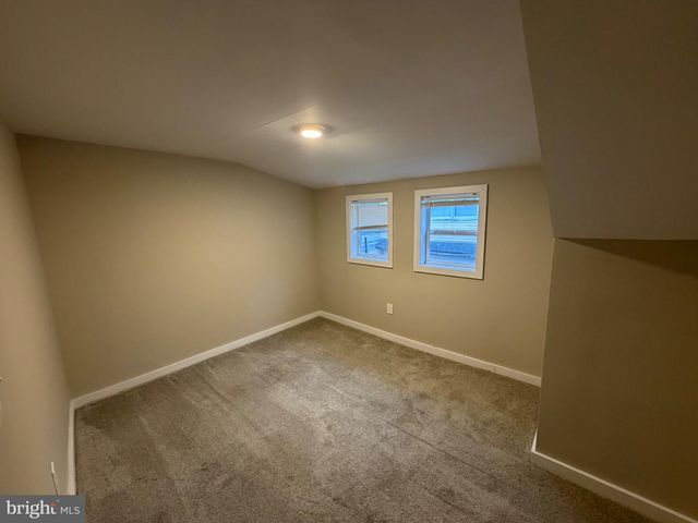 704 N LENOLA RD, Moorestown, NJ 08057