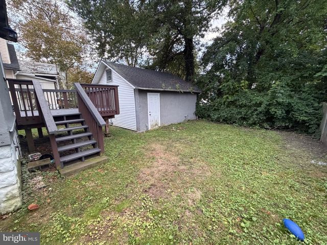 704 N LENOLA RD, Moorestown, NJ 08057