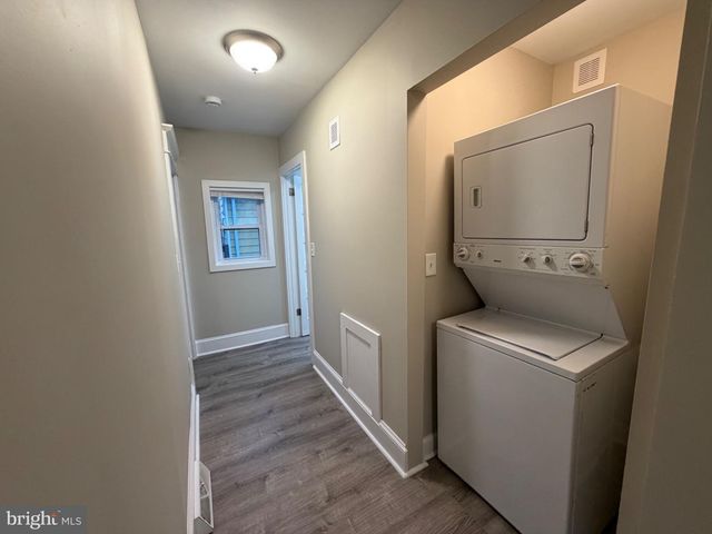 704 N LENOLA RD, Moorestown, NJ 08057