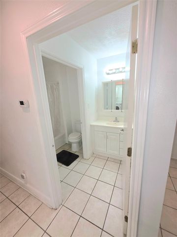 5335 Cherie Crest Court, Houston, TX 77088