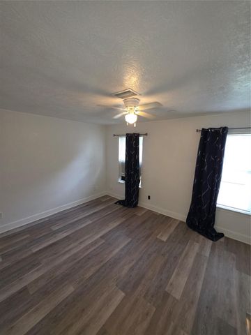 5335 Cherie Crest Court, Houston, TX 77088