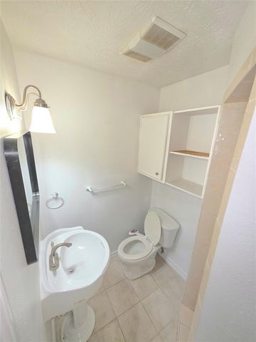 5335 Cherie Crest Court, Houston, TX 77088