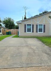 5335 Cherie Crest Court, Houston, TX 77088