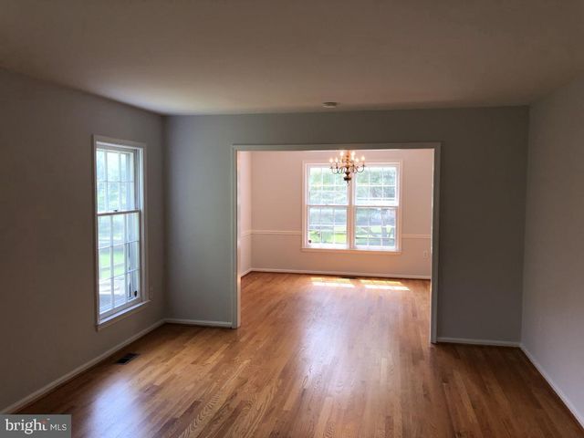 991 FARM HAVEN DR, Rockville, MD 20852