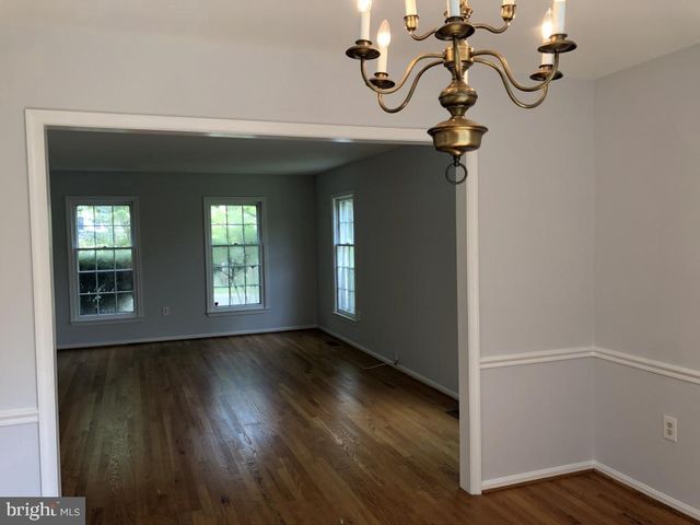 991 FARM HAVEN DR, Rockville, MD 20852