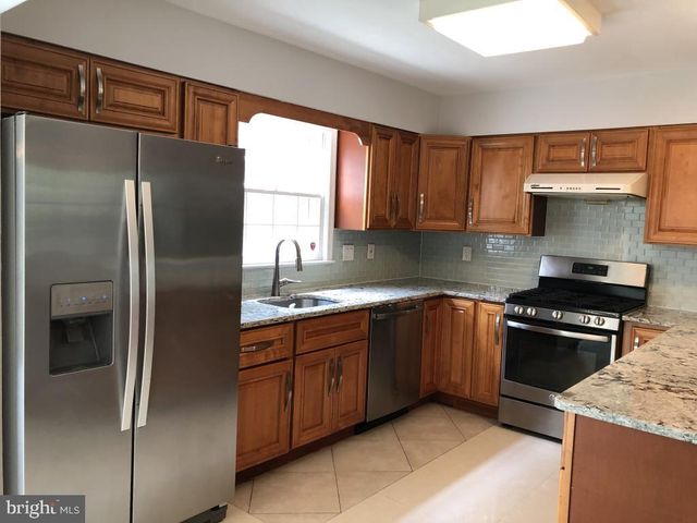 991 FARM HAVEN DR, Rockville, MD 20852