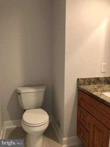 991 FARM HAVEN DR, Rockville, MD 20852