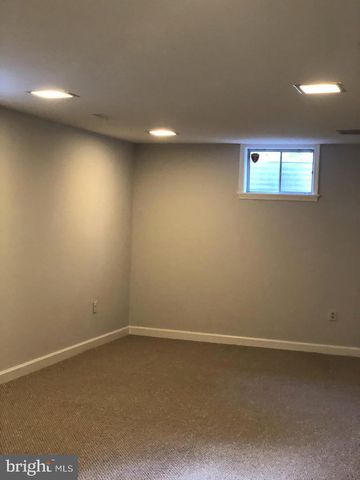 991 FARM HAVEN DR, Rockville, MD 20852