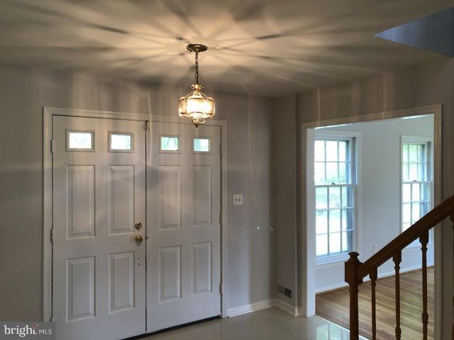 991 FARM HAVEN DR, Rockville, MD 20852