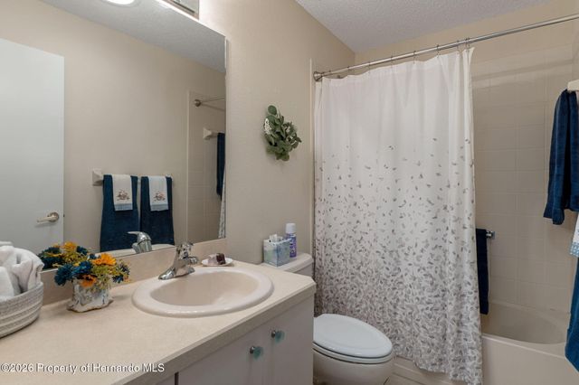 18531 Bent Pine Drive, Hudson, FL 34667