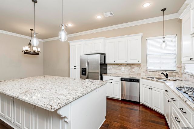 616 Portula Ave, Baton Rouge, LA 70820