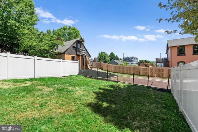 3 RIGHTER ST, Conshohocken, PA 19428