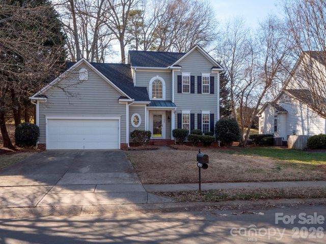 11627 Knightsdale Drive, Charlotte, NC 28277
