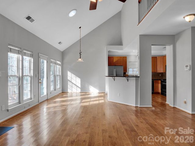 11627 Knightsdale Drive, Charlotte, NC 28277