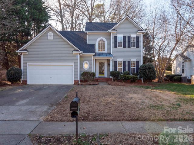 11627 Knightsdale Drive, Charlotte, NC 28277