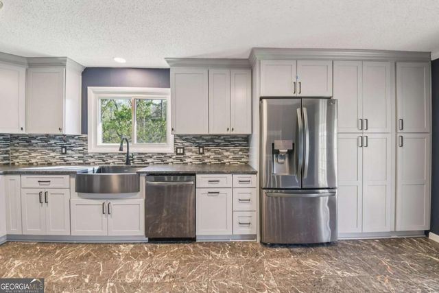 9485 Martin Road, Roswell, GA 30076