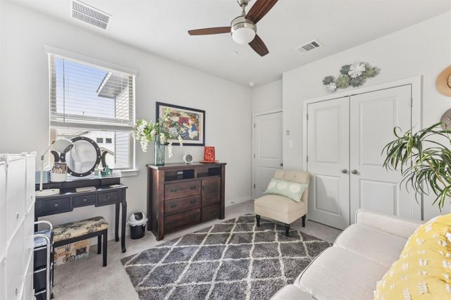 2500 Forest Creek DR 302, Round Rock, TX 78665