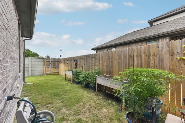 2500 Forest Creek DR 302, Round Rock, TX 78665