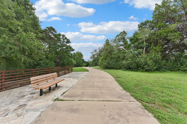2500 Forest Creek DR 302, Round Rock, TX 78665