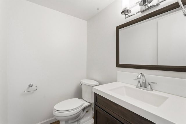 450 N Post Oak Lane, Houston, TX 77024