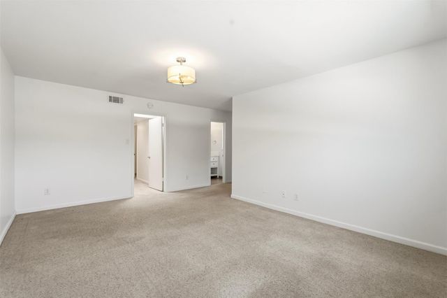 450 N Post Oak Lane, Houston, TX 77024