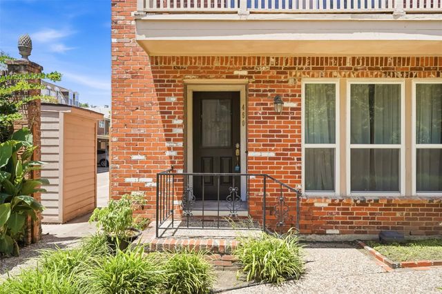 450 N Post Oak Lane, Houston, TX 77024