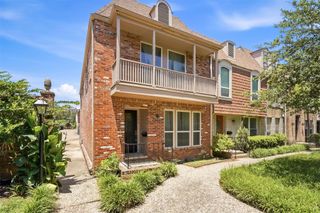 450 N Post Oak Lane, Houston, TX 77024