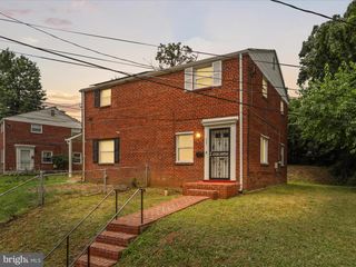 608 CABIN BRANCH DR, Capitol Heights, MD 20743