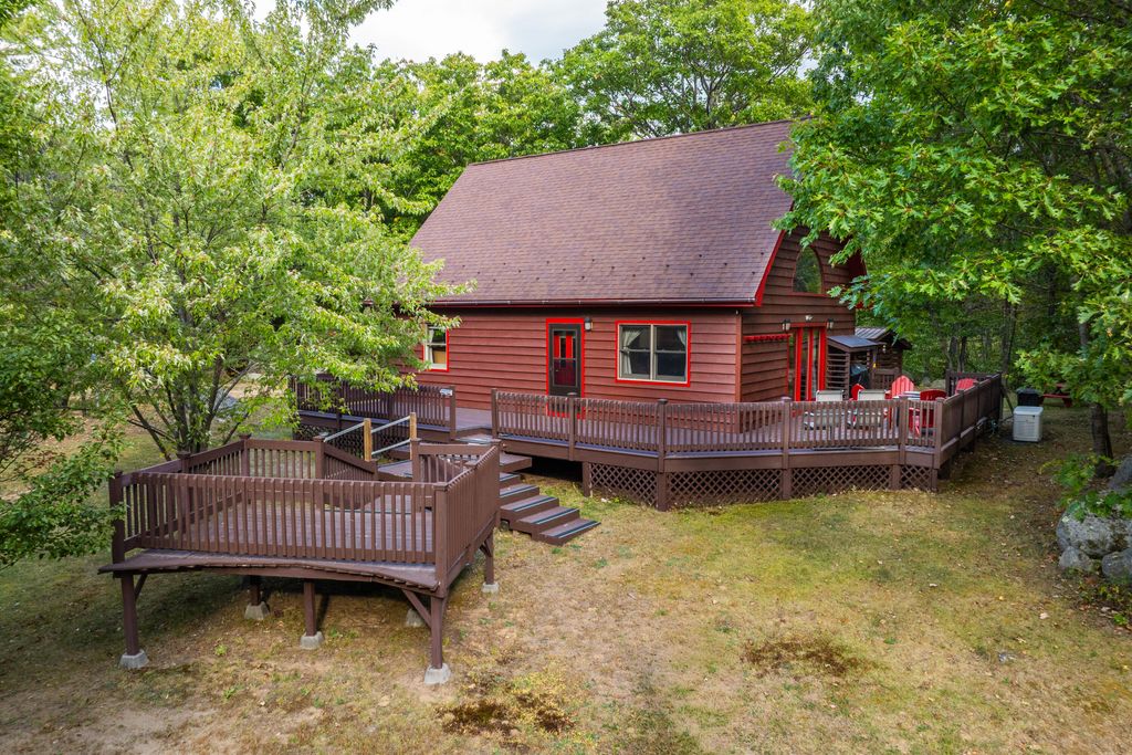 425 Bonnieview Road, Black Brook, NY 12912