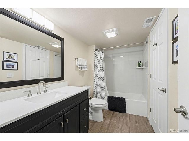 2519 Greensborough Dr, Highlands Ranch, CO 80129