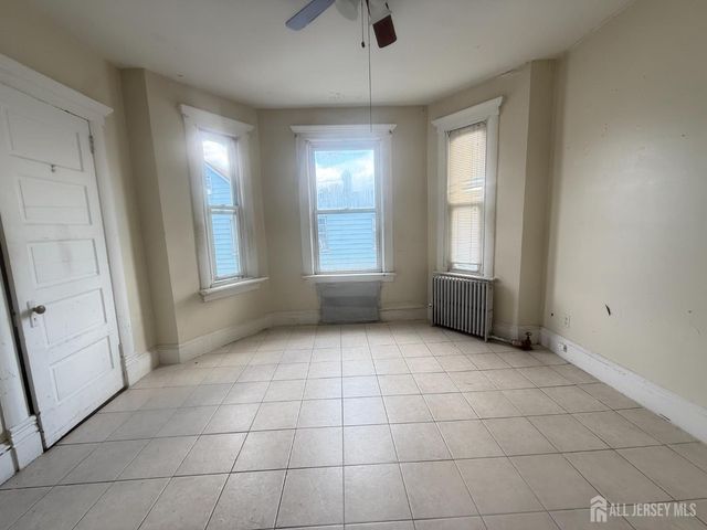 185 Lewis Street, Perth Amboy, NJ 08861