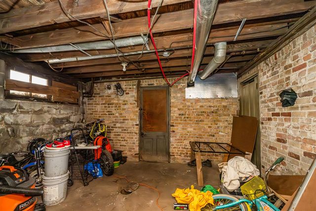 561 Heck Court, Benton Harbor, MI 49022