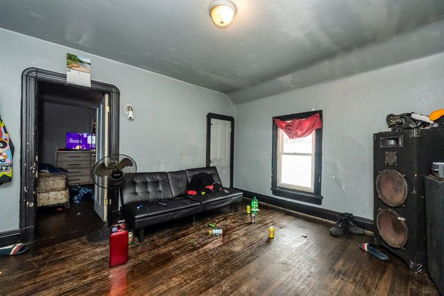 561 Heck Court, Benton Harbor, MI 49022