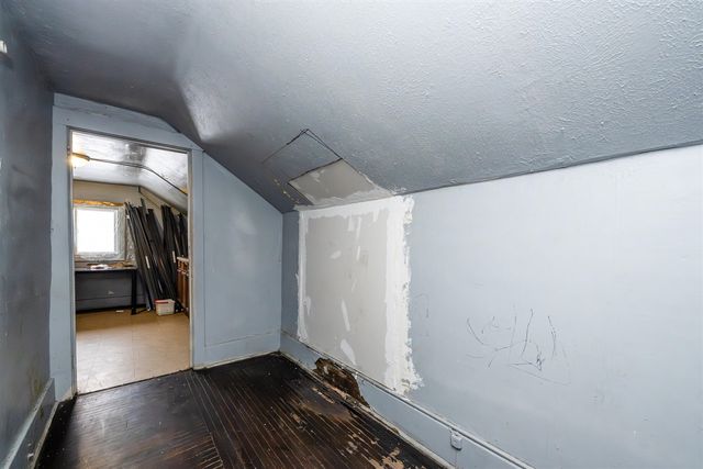 561 Heck Court, Benton Harbor, MI 49022