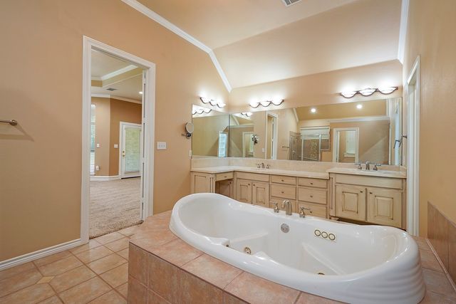 7301 Stallion Street, Denton, TX 76208