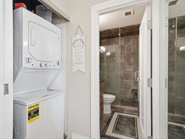 1001 Jefferson Avenue 1J, Detroit, MI 48226